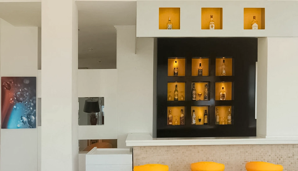 هتل آرورا کوش آداسی